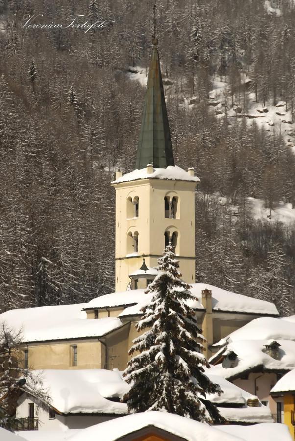 Hotel Meublè Meridiana Valtournenche Bagian luar foto
