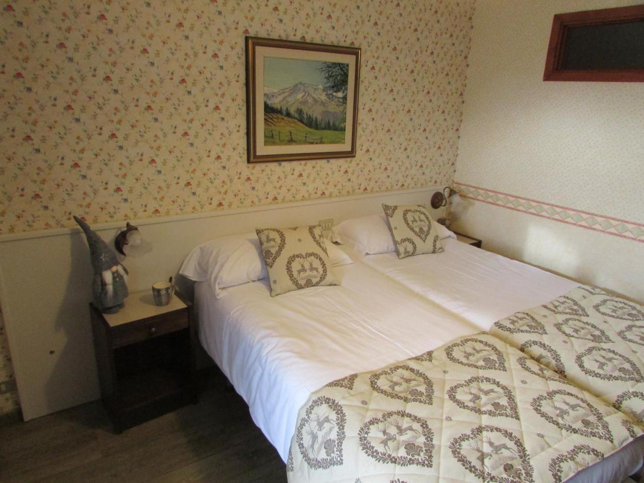 Hotel Meublè Meridiana Valtournenche Bagian luar foto